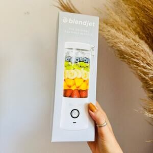 NEW BLENDJET Soft Grey Portable Smoothie Protein Shake Maker USB Machine Bottle